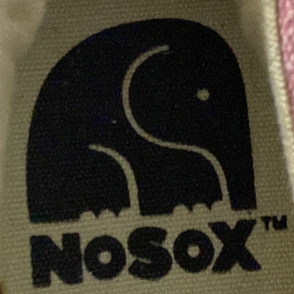 NWT NO SOX WO SIZE 8 SLIP ON LOAFER AEGIS MICROBE SHIELD  LIGHT RED  NEW - Picture 2 of 15